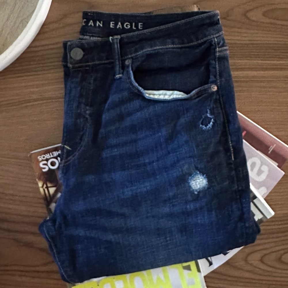 AE distressed blue jeans, 34 x 34